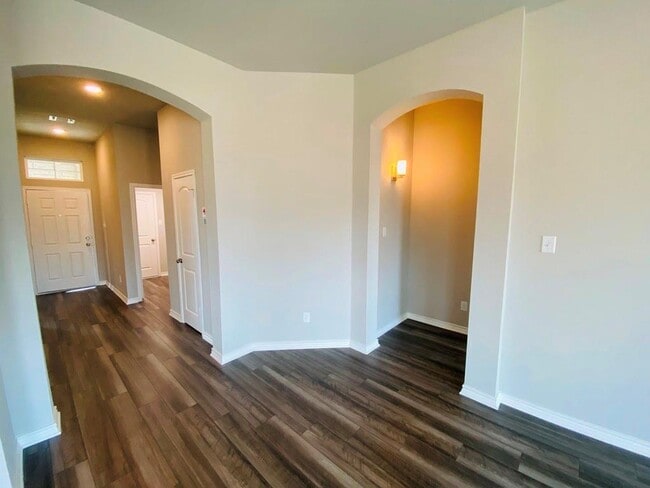 Photo - 1921 Bayou Wood Ln