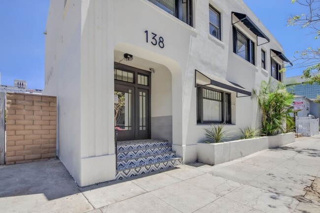 Elm Avenue Apartments