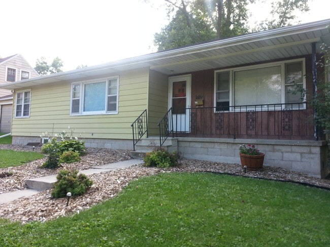 Photo - 2209 Franklin St