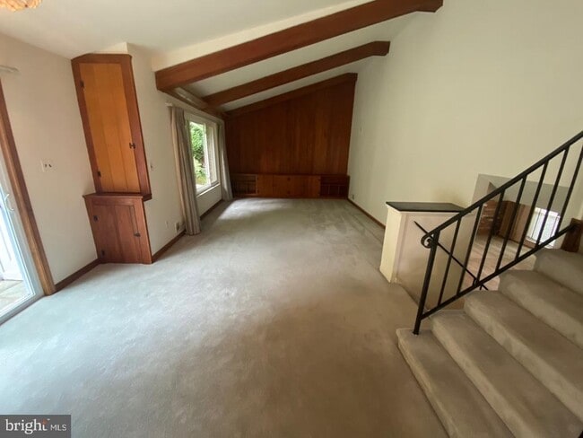Photo - 6411 E Halbert Rd