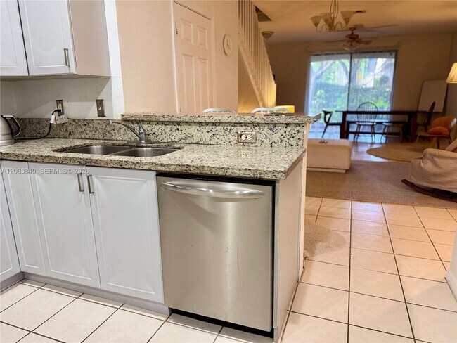 Photo - 3973 Orange Tree Ln