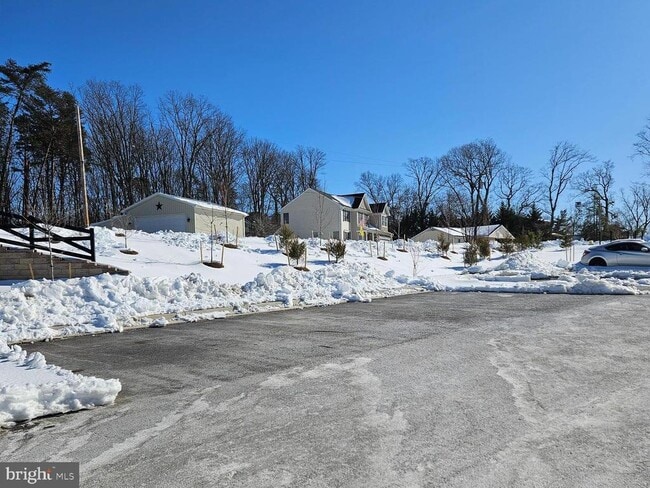 Photo - 7932 Tanbridge Ln