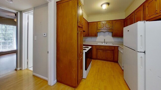 Photo - Donegal Place