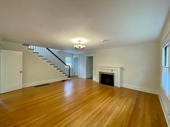 Photo - 2409 NW Raleigh St