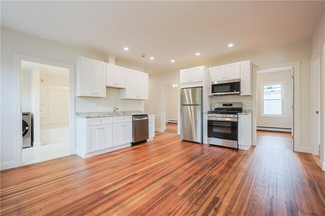 Photo - 529 Wood St Apartment Unit 2