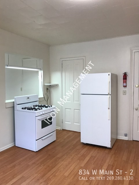 Photo - 834 W Main St Unit 2