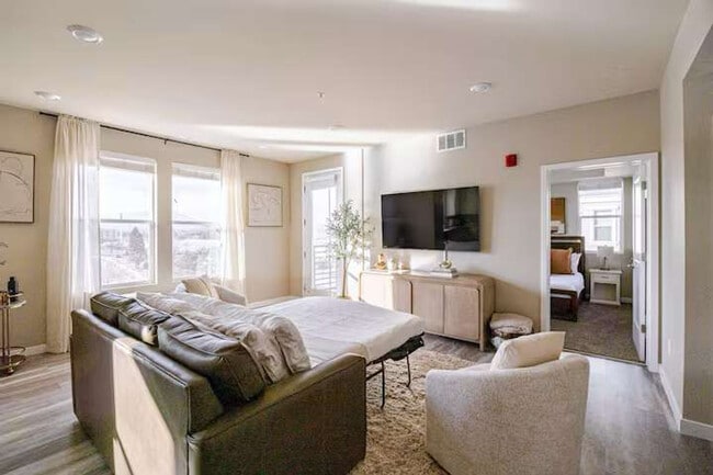 Photo - 375 Harbour Cove Dr Unidad FL4-ID1228263P