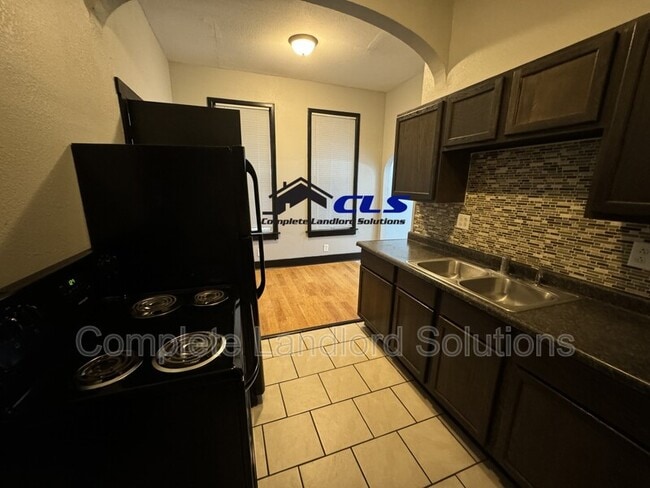 Photo - 17 N 14th St