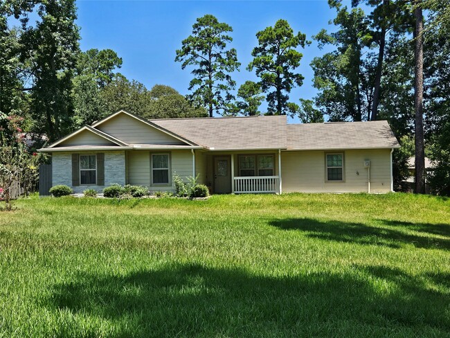 Building Photo - 10761 Royal Terrell Dr