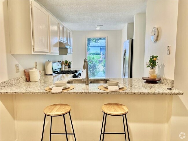 Building Photo - 286 Toweridge Dr SW Rental