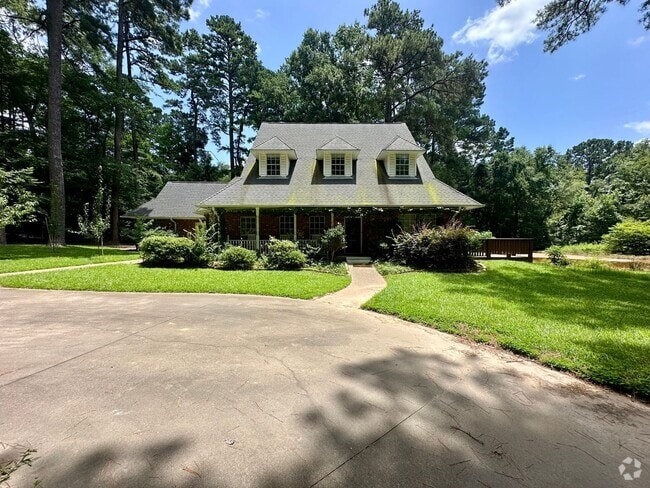 Building Photo - Tour Today! Spacious Country Retreat on 6+... Rental