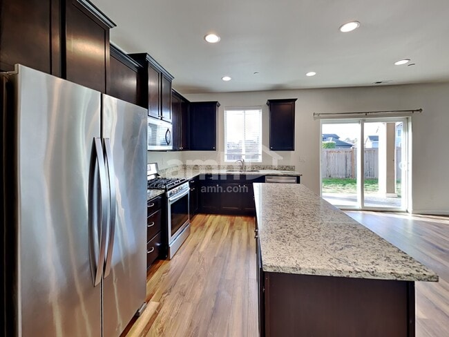 Photo - 2753 Justice Pl