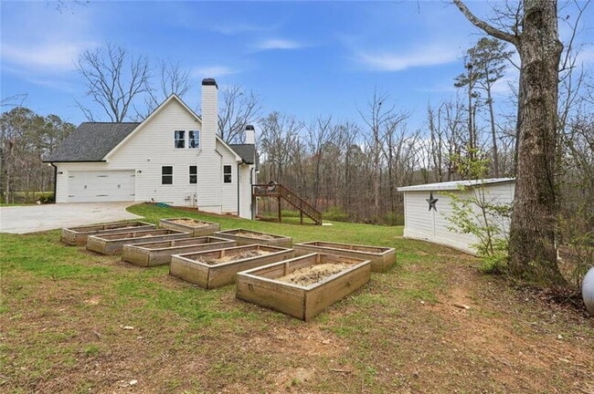 Photo - 711 Carver Mill Rd
