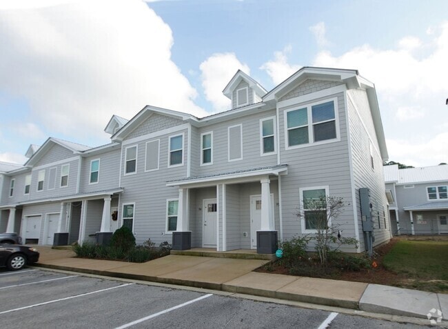 Building Photo - Great Location in Freeport Rental