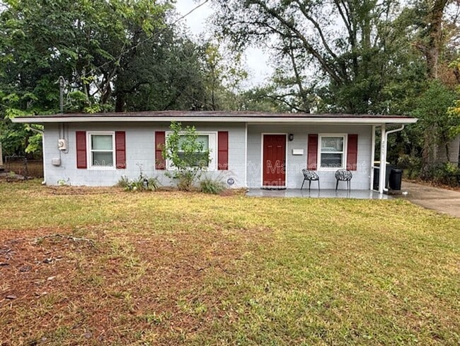 Photo - 2855 Ernest St