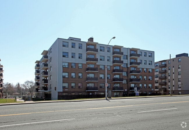 Photo - 3111 Eglinton Ave E