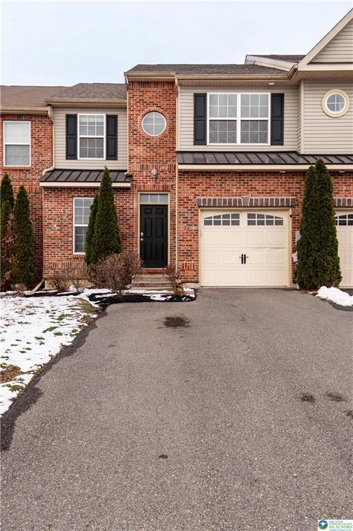 Photo - 241 Snapdragon Way