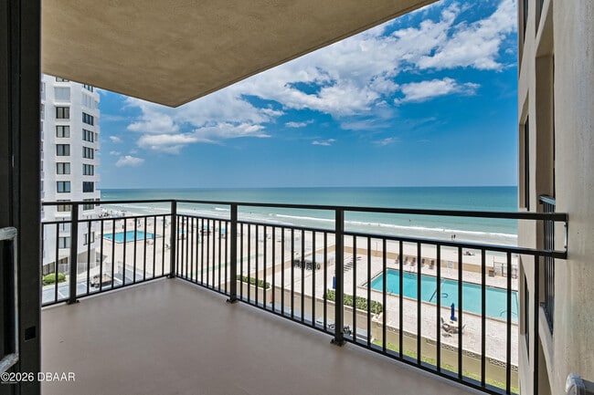 Photo - 3051 S Atlantic Ave Unidad 505