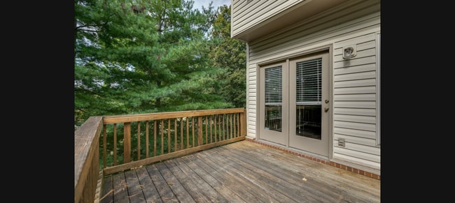 Photo - 618 Huffine Manor Cir