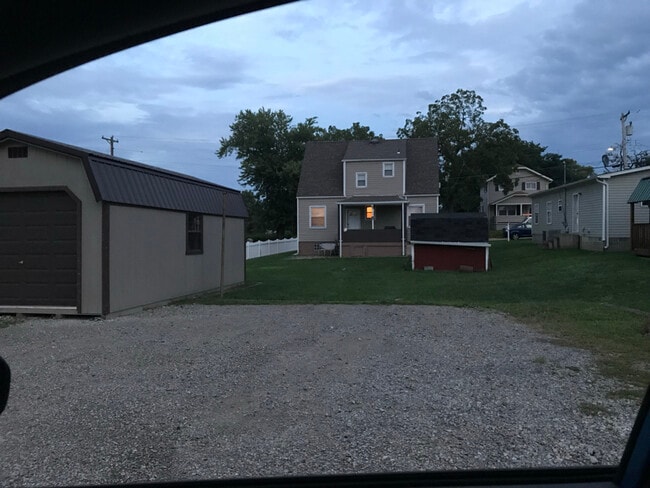 Photo - 1220 Linden St