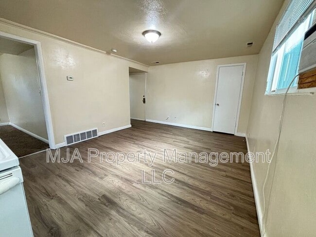 Photo - 1379 W 900 S Unit B1