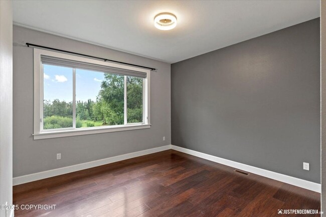 Photo - 5026 Heritage Heights Dr