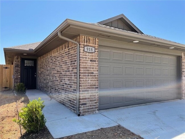 Building Photo - 916 Coles Creek Rental