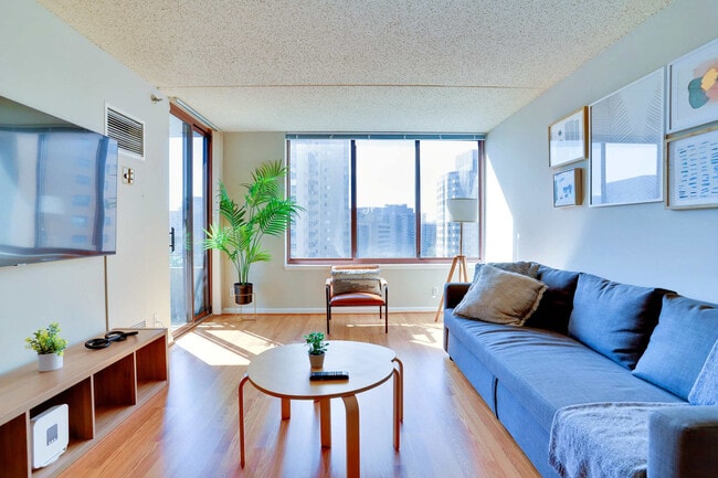 Photo - 401 12th St S Unit FL12-ID1038990P