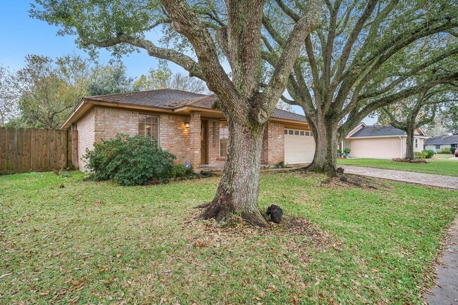 Photo - 17306 Fife Ln
