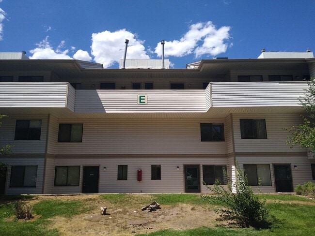 Building Photo - Fort Collins Condo for Rent – Updated and ...