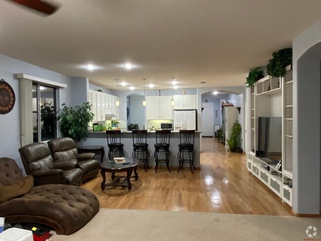 Building Photo - 32318 Saint Martin St Rental
