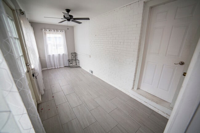 Photo - 4572 Rumsey Ave