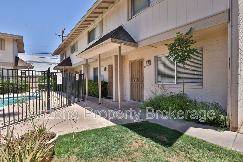 Photo - 3934 E. Piccadilly Rd.