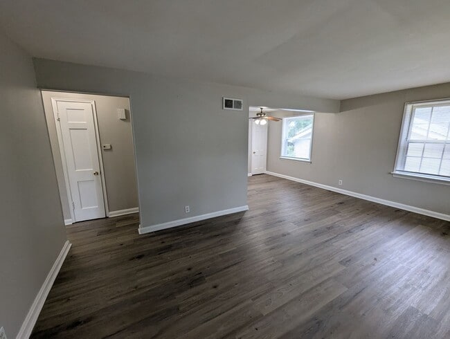 Photo - 1936 Alert Dr