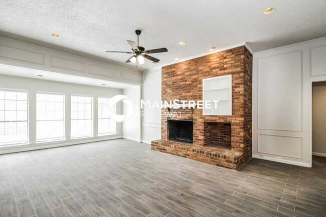 3 Bedroom Pet-Friendly Home in Carrollton, TX with Main Street Renewal