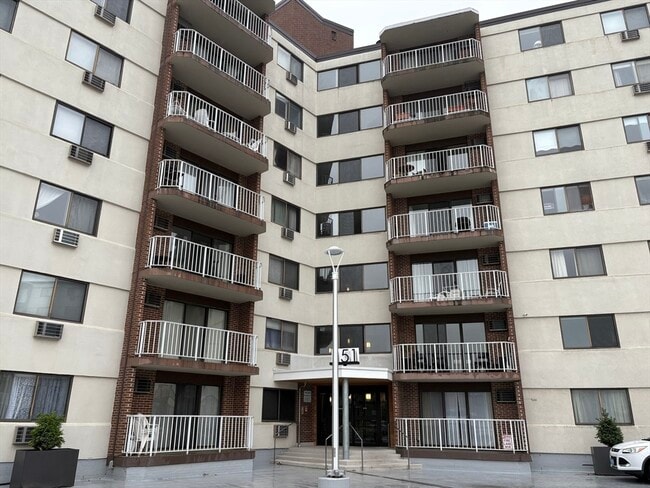Photo - 151 Coolidge Ave Condo Unit 613