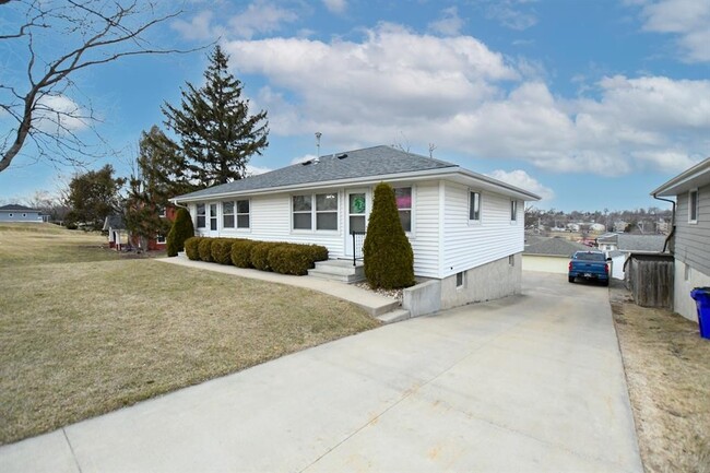 Photo - 2922 Johnson Ave NW Townhome