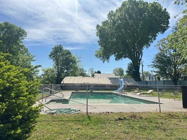 Photo - 2345 Blackburn Rd SE