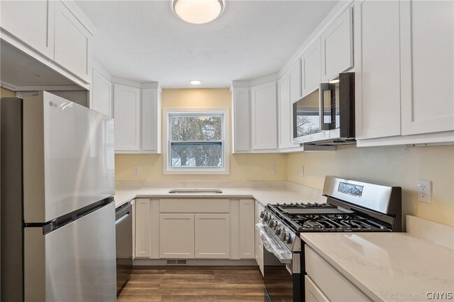 Photo - 429 Beechwood Ave