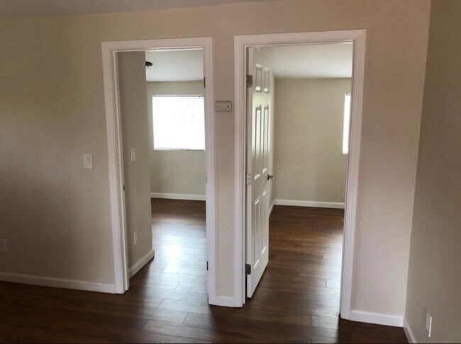 Photo - 5404 Rockwell Dr