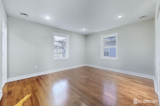 Photo - 46 Eppirt St