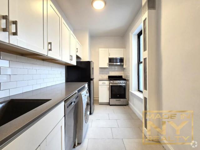 Building Photo - 1 bedroom in ASTORIA NY 11106 Unit D7 Rental