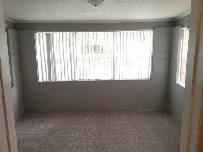 Photo - 3 Bedroom/2 Bathroom Home near Lake Como!!!
