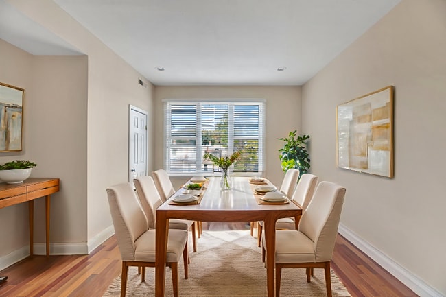 Photo - 1865 Newton St NW Unidad 1