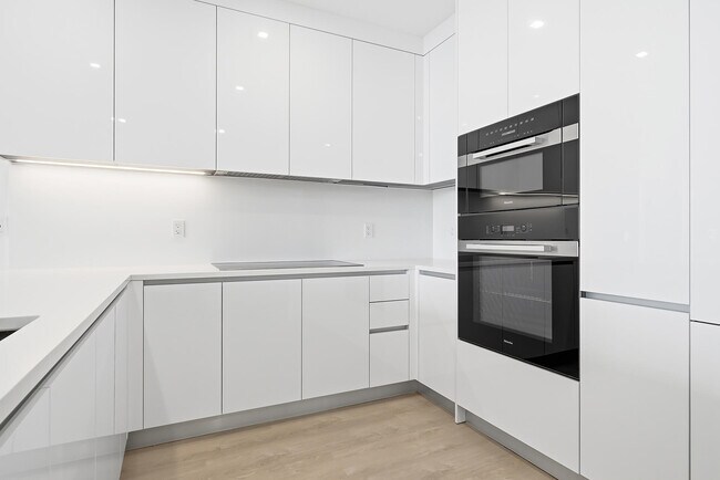 Photo - 220 Lake Shore Dr Unit 815