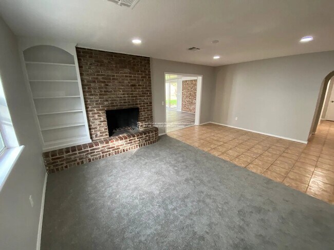 Photo - 8133 NW 26th St