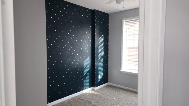 Photo - 211 Spring Bank Ave