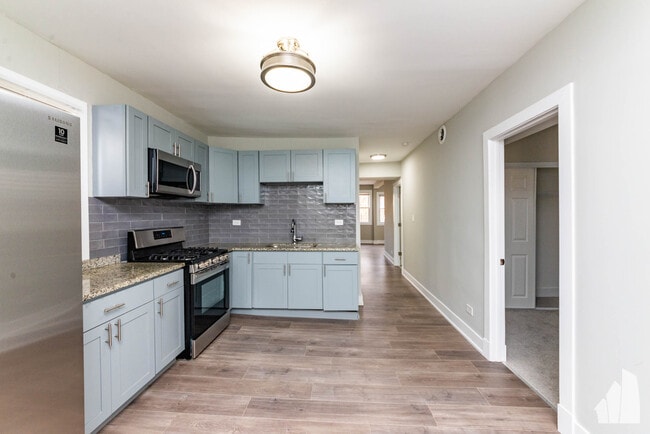 Photo - 2923 N Avers Ave Unit #1