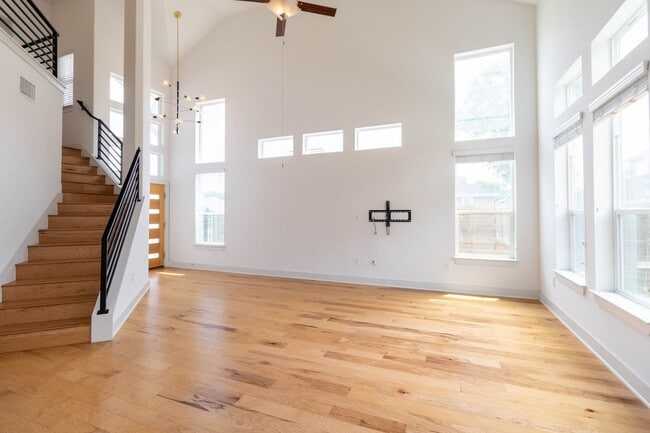 Photo - Amazing and peaceful 3/2.5 home in Austin!