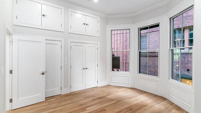 Photo - 232 Clarendon St Unidad 2